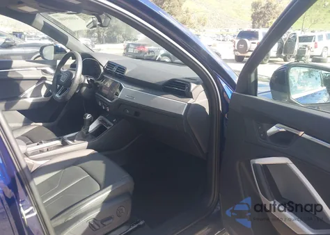 2021 Audi Q3 Premium 40 Tfsi Quattro Tiptronic z USA, uszkodzony, nr VIN WA1AUCF33M1088595